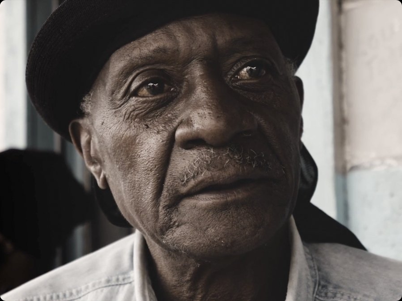 Jimmy Duck Holmes – Stills | Frame Set